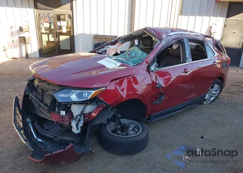 2020 Chevrolet Equinox Fwd Premier 2.0L Turbo z USA, uszkodzony, nr VIN 3GNAXPEX4LS639159